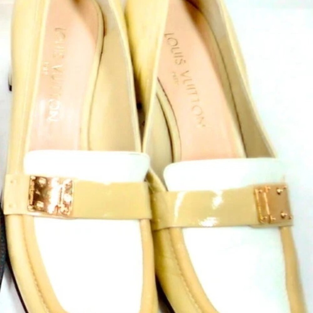 Louis Vuitton Patent Leather toasted Almond